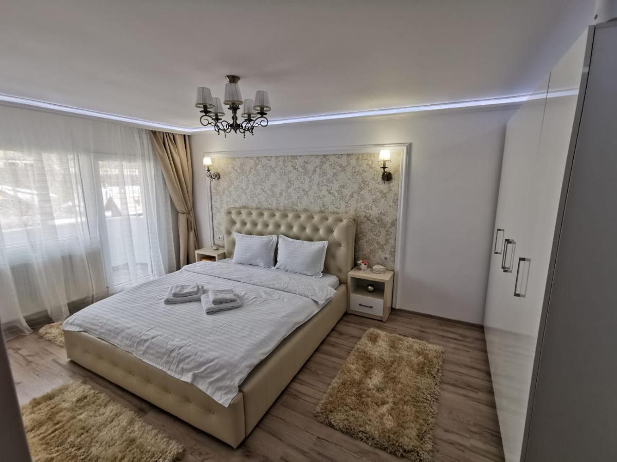 Apartament Gold Luxury Leilighet Tîrgu Ocna Eksteriør bilde