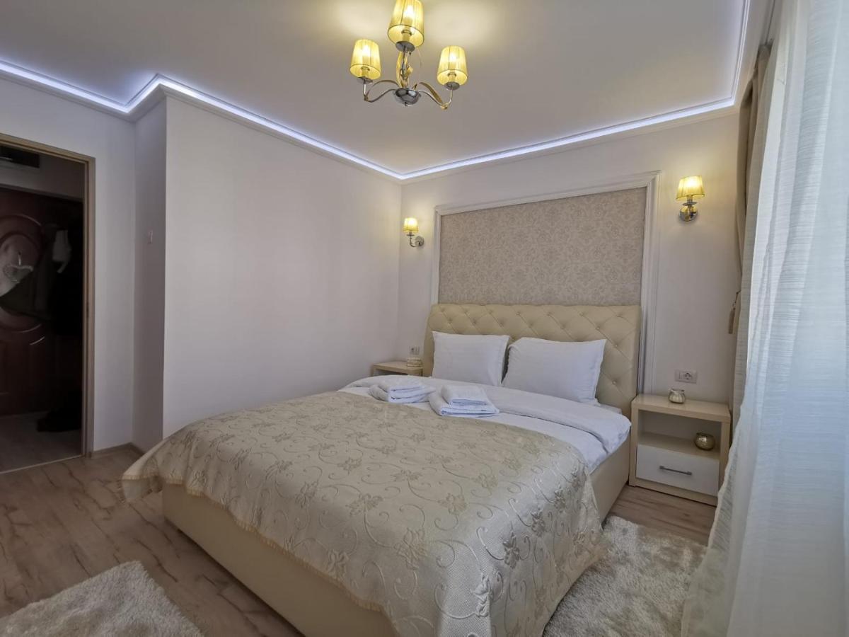 Apartament Gold Luxury Leilighet Tîrgu Ocna Eksteriør bilde