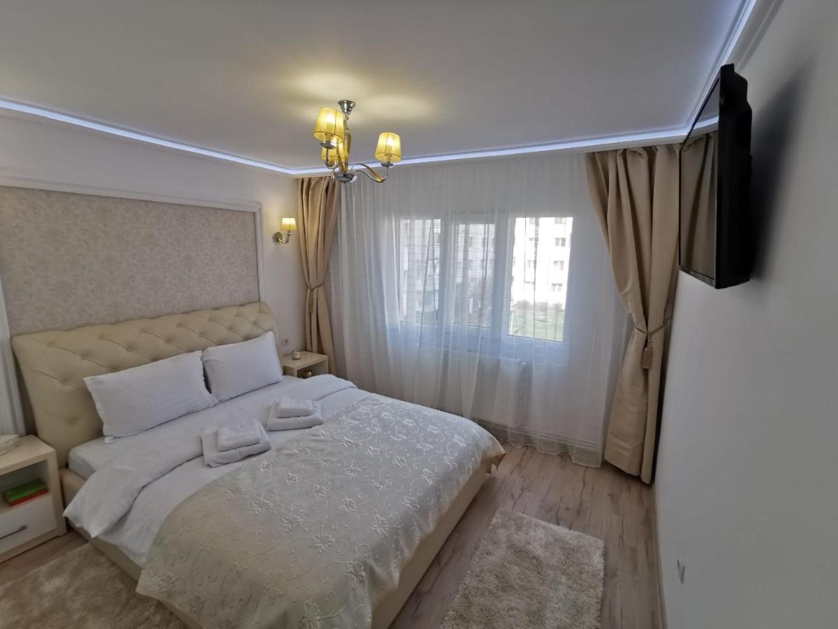 Apartament Gold Luxury Leilighet Tîrgu Ocna Eksteriør bilde