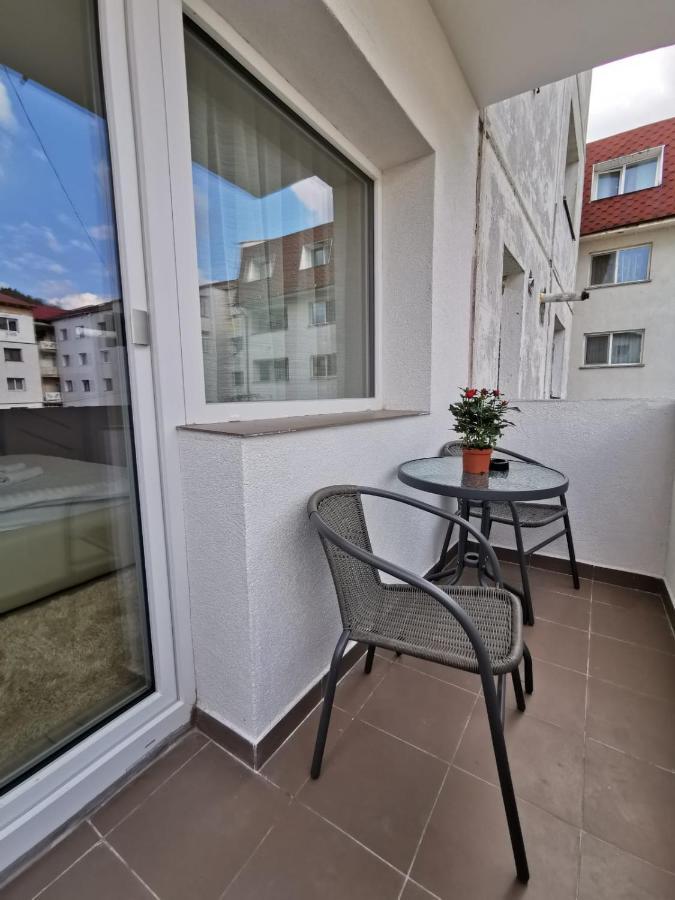 Apartament Gold Luxury Leilighet Tîrgu Ocna Eksteriør bilde