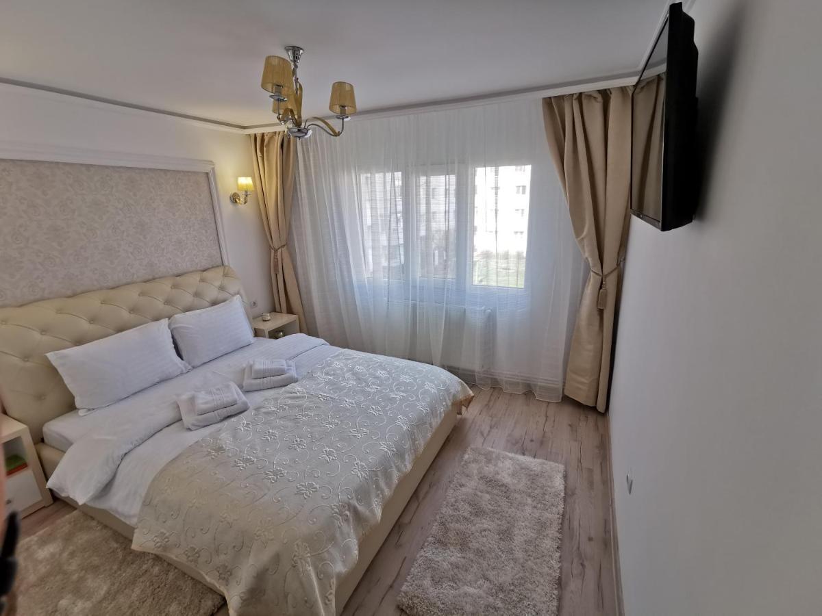 Apartament Gold Luxury Leilighet Tîrgu Ocna Eksteriør bilde